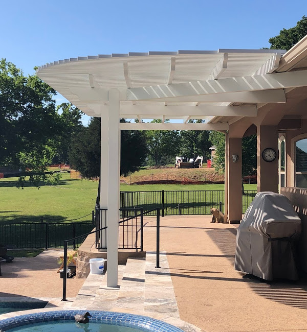 Benefits of Aluminum Lattice Arbors Houston Durable aluminum lattice arbor demonstrating low-maintenance benefits by 21st Century Sunrooms Houston TX